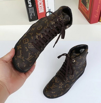 LV Casual shoes Women--079